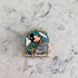 1st Visit Disney Pin